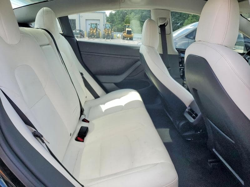 2022 TESLA MODEL 3 10