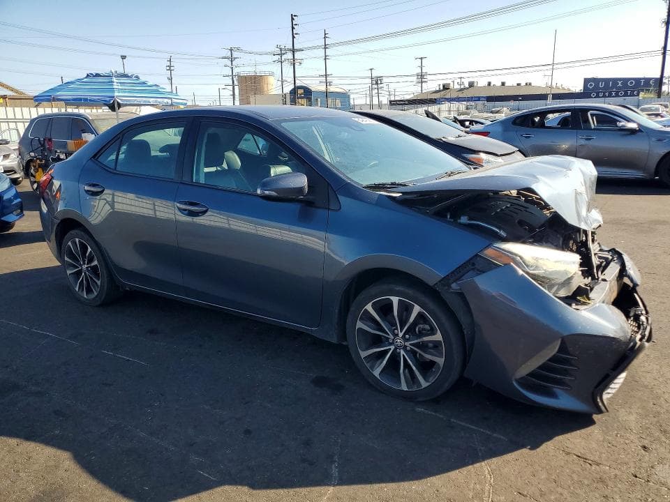 2017 TOYOTA COROLLA SE 4