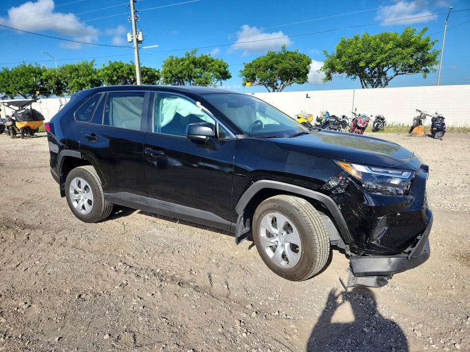 2025 TOYOTA RAV4 LE 4