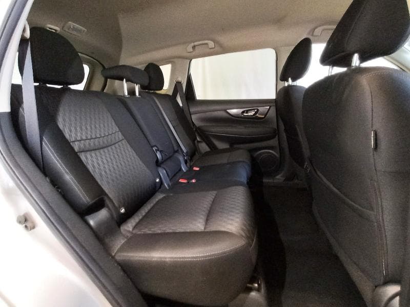2017 NISSAN ROGUE SV 11
