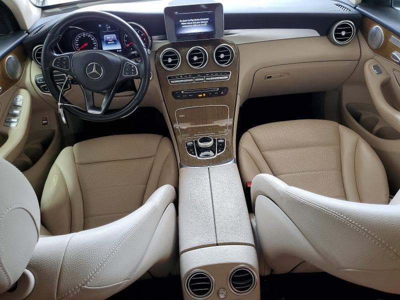 2018 MERCEDES-BENZ GLC 300 4MATIC 8