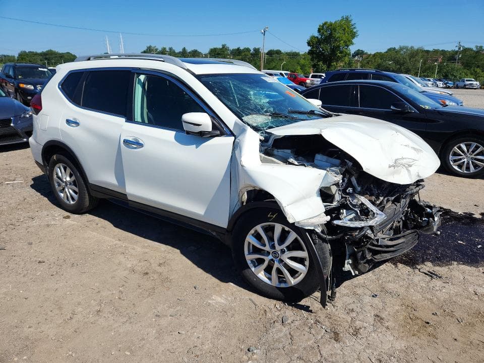 2017 NISSAN ROGUE SV 4