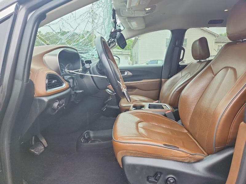 2018 CHRYSLER PACIFICA LIMITED 7
