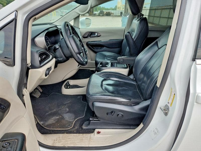 2020 CHRYSLER PACIFICA TOURING L 7