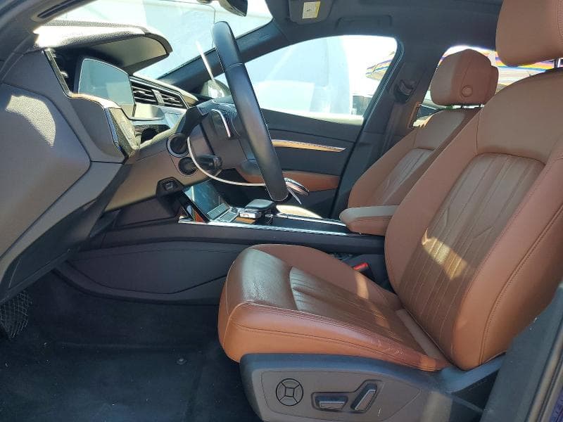 2021 AUDI E-TRON PREMIUM 7