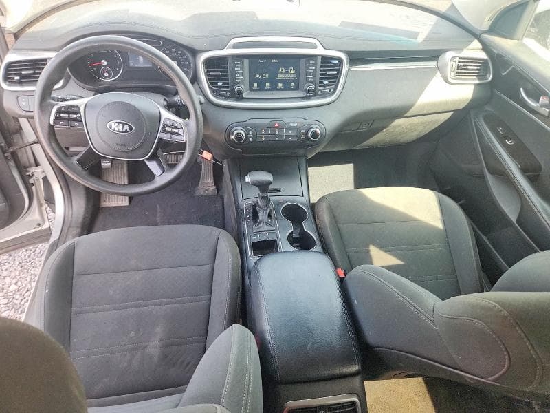 2020 KIA SORENTO S 8