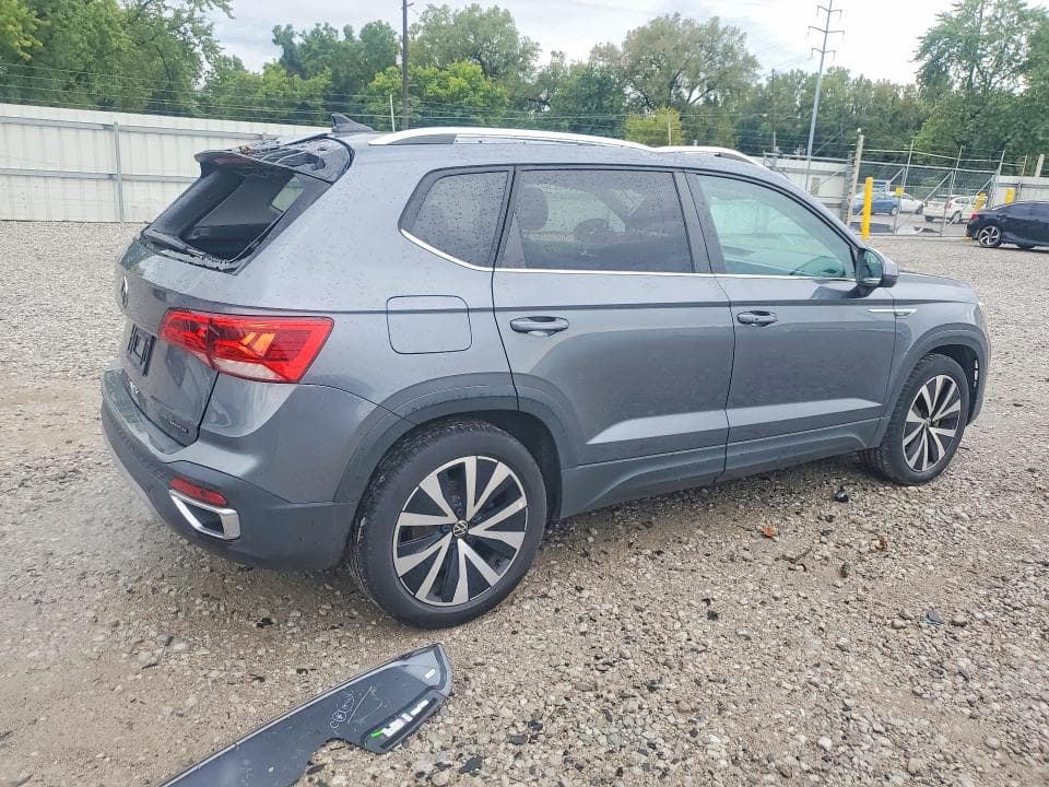 2022 VOLKSWAGEN TAOS SEL 3