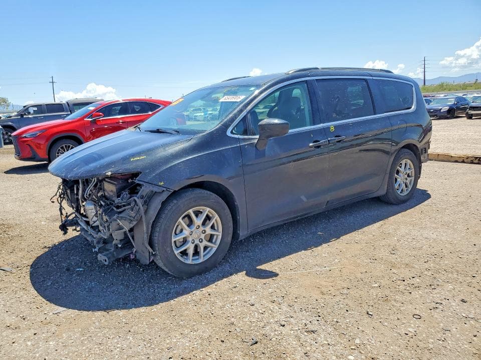 2020 CHRYSLER VOYAGER LXI