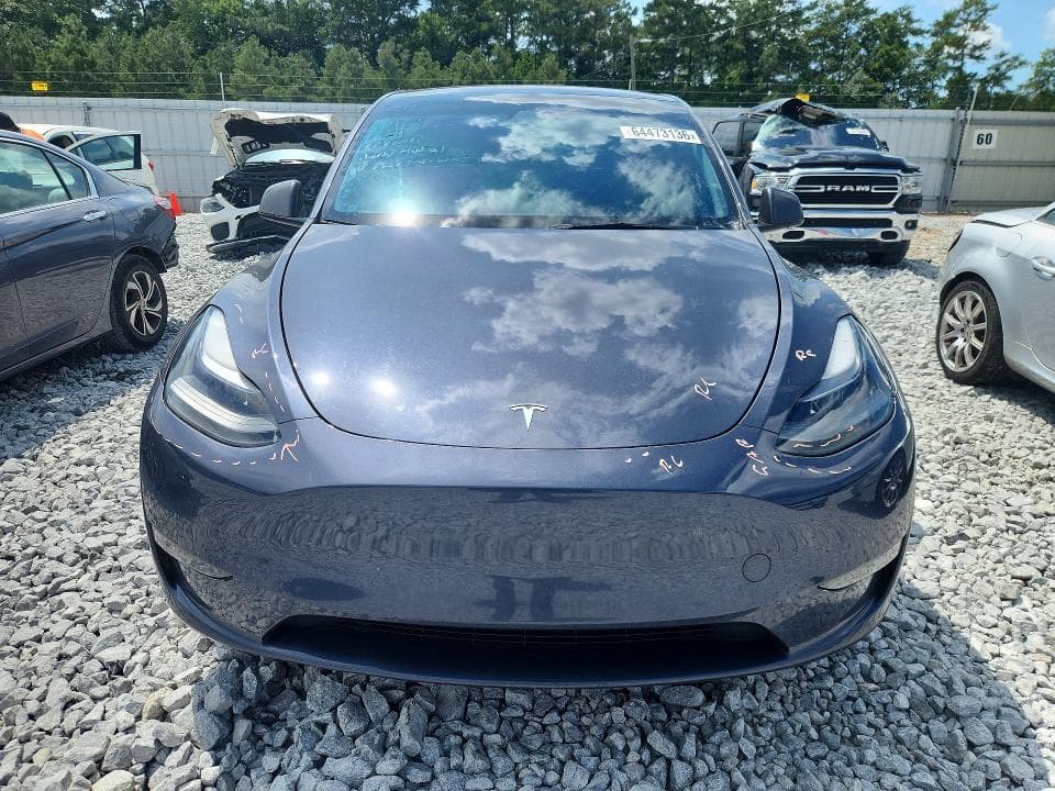 2023 TESLA MODEL Y 5