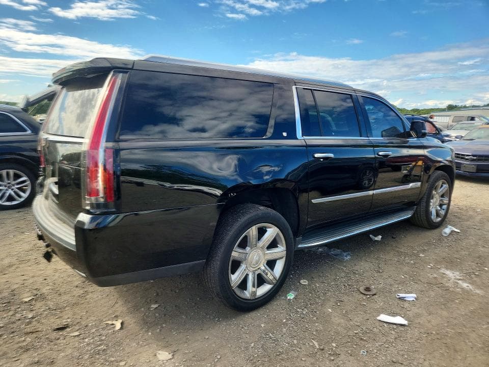 2017 CADILLAC ESCALADE ESV LUXURY 3