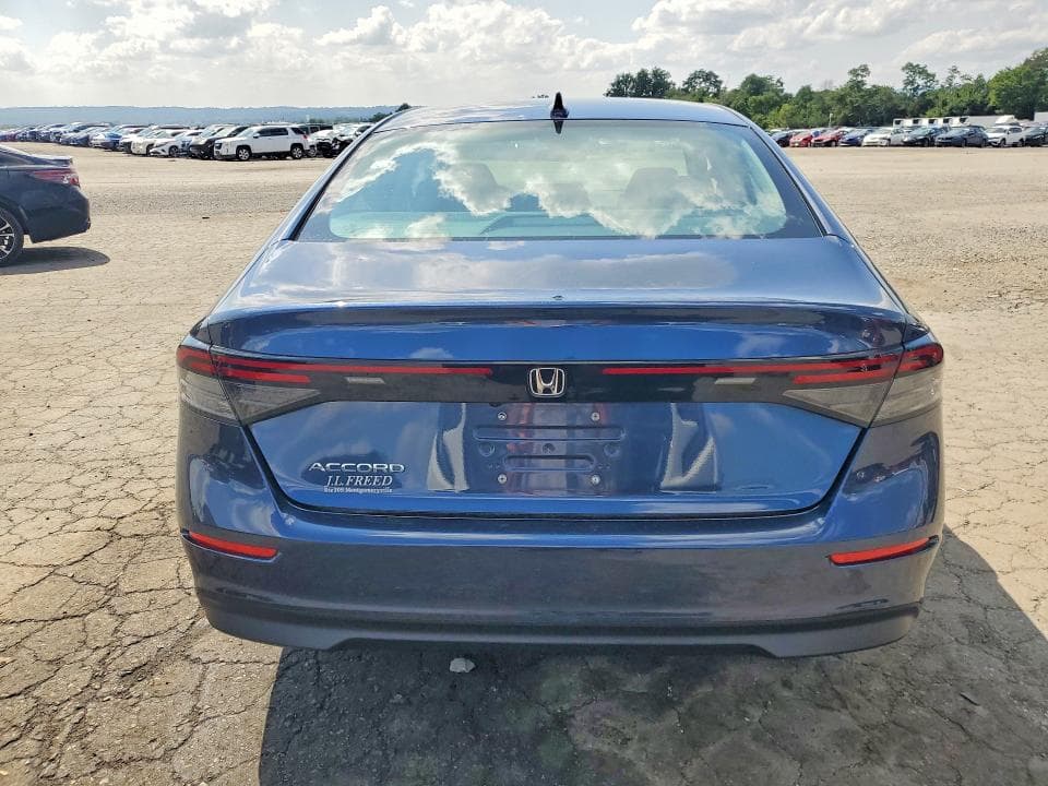 2024 HONDA ACCORD EX 6