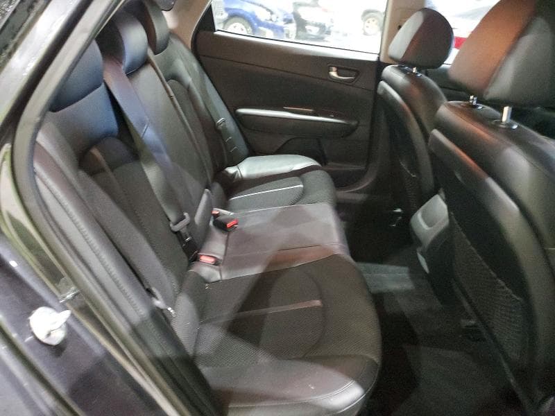 2019 KIA OPTIMA S 10