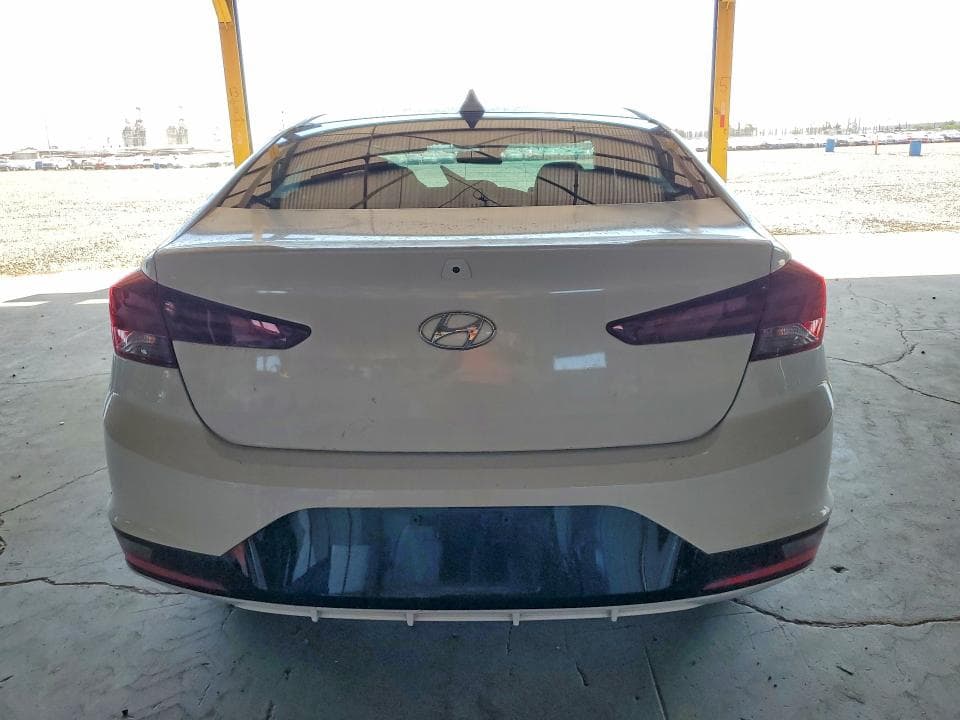 2019 HYUNDAI ELANTRA SEL 6