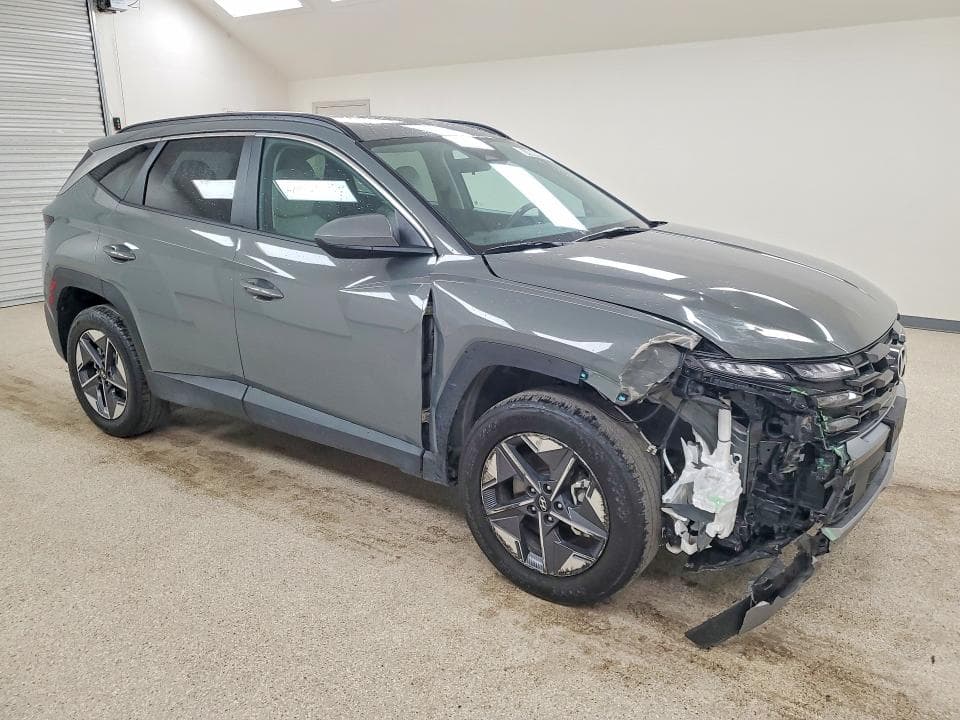 2026 HYUNDAI TUCSON SEL 4