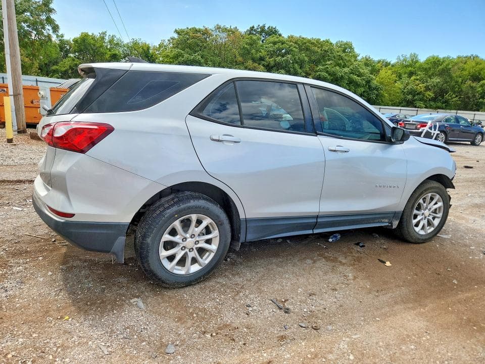 2018 CHEVROLET EQUINOX LS 3