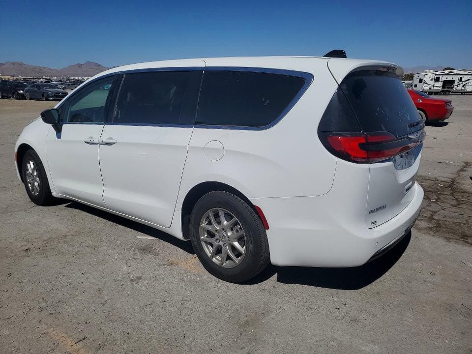 2024 CHRYSLER PACIFICA TOURING L 2