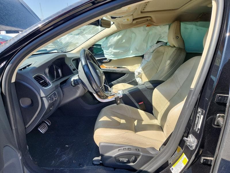 2017 VOLVO S60 PLATINUM 7