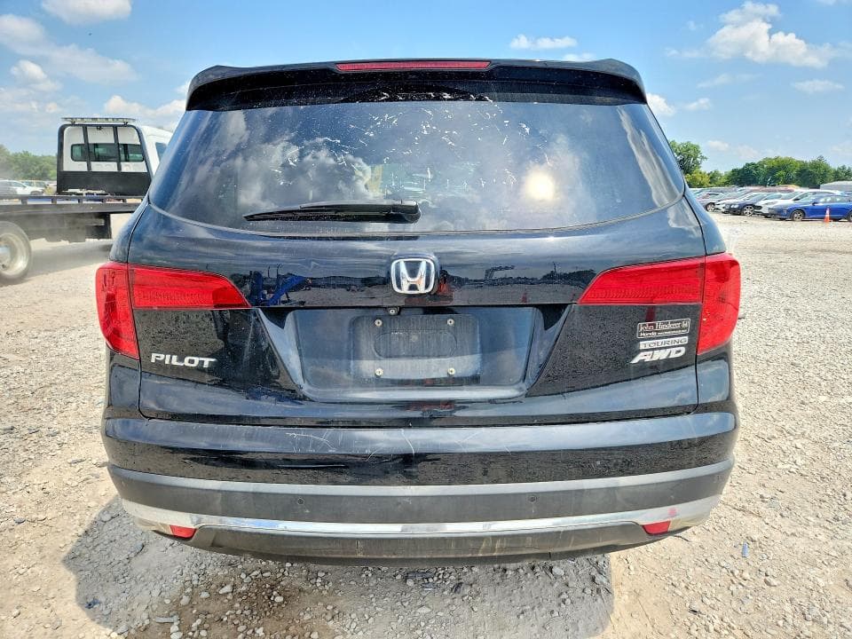 2017 HONDA PILOT TOURING 6