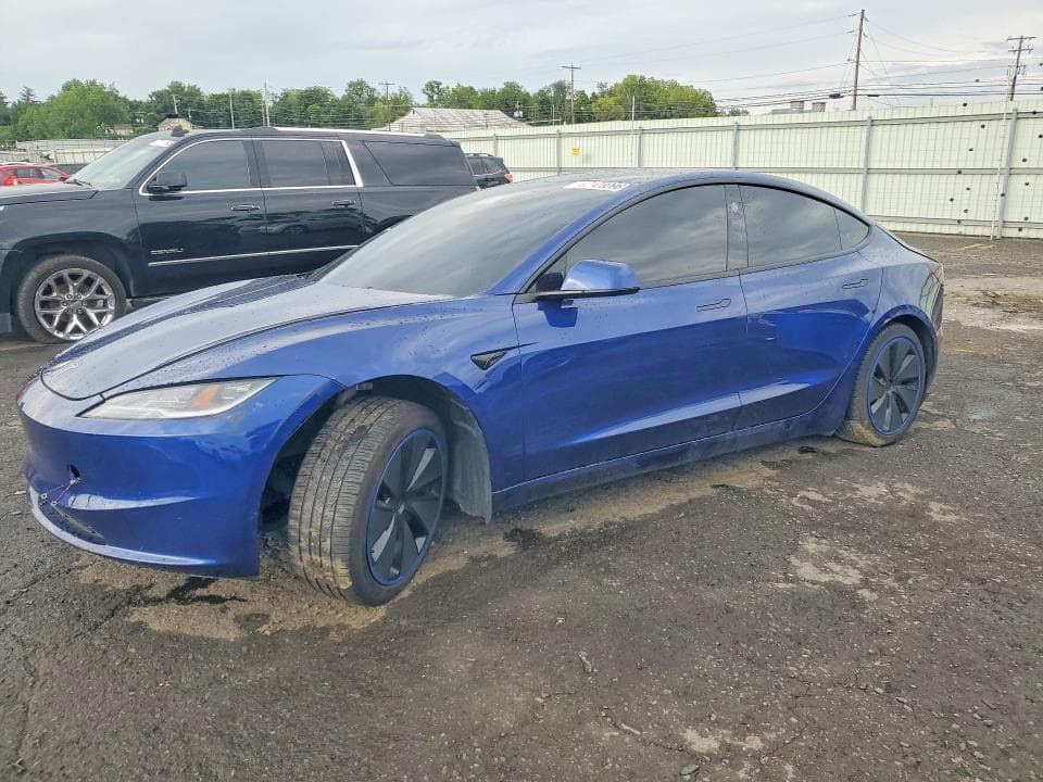 2025 TESLA MODEL 3 - 1
