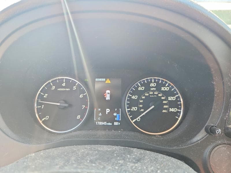 2018 MITSUBISHI OUTLANDER SE 9