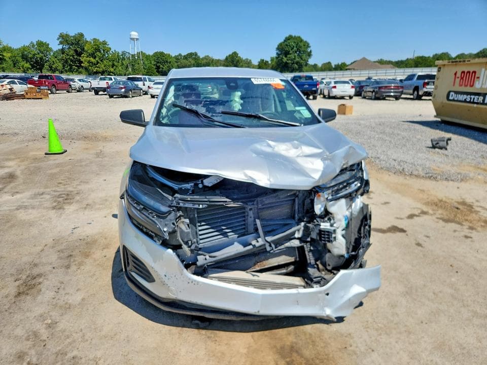 2022 CHEVROLET EQUINOX LS 5