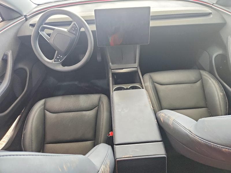 2025 TESLA MODEL 3 8
