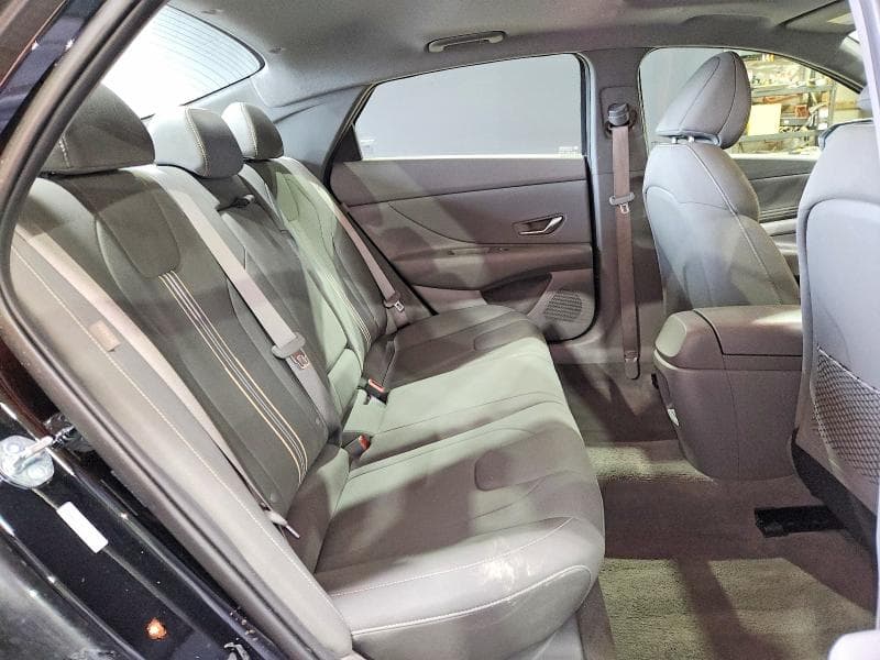 2025 HYUNDAI ELANTRA SEL 10