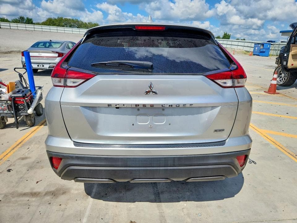2023 MITSUBISHI ECLIPSE CROSS LE 6