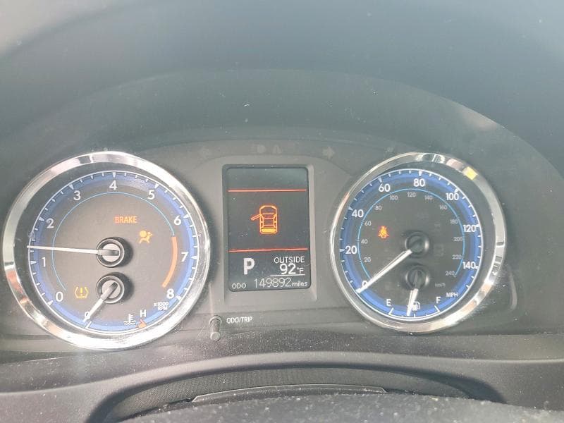 2017 TOYOTA COROLLA LE 9