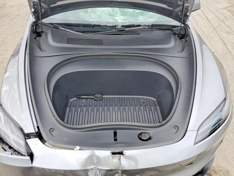 2025 TESLA MODEL 3 11