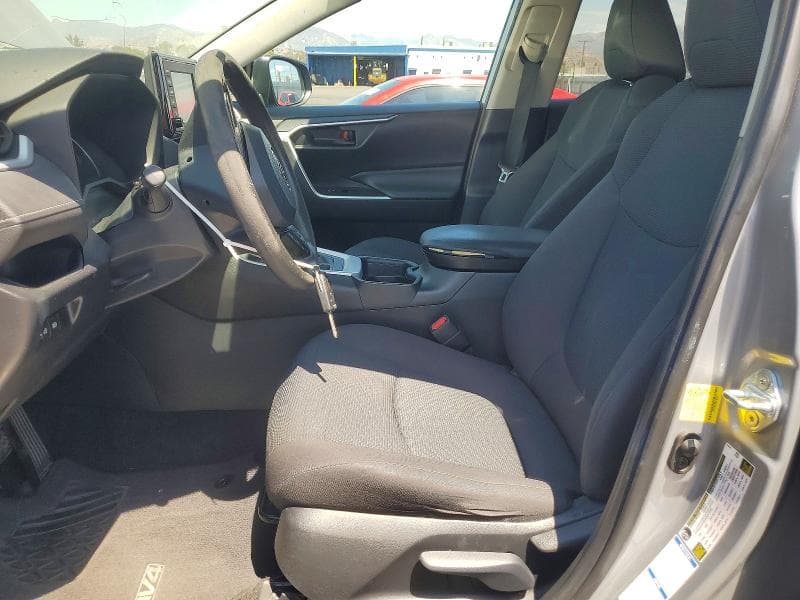 2021 TOYOTA RAV4 LE 7