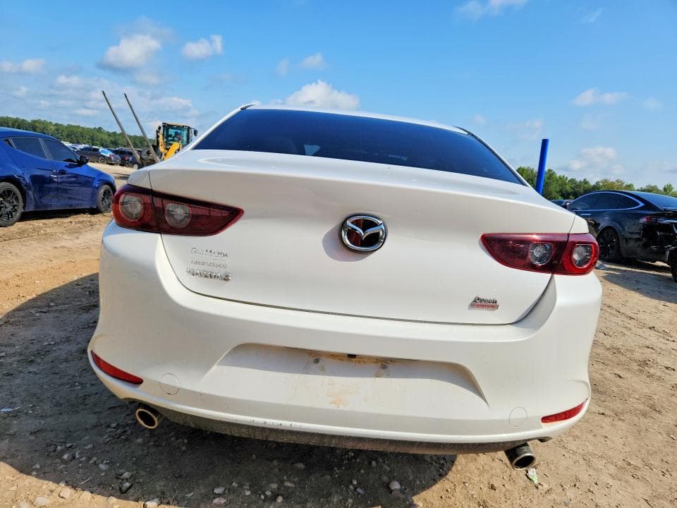 2026 MAZDA 3 PREFERRED 6