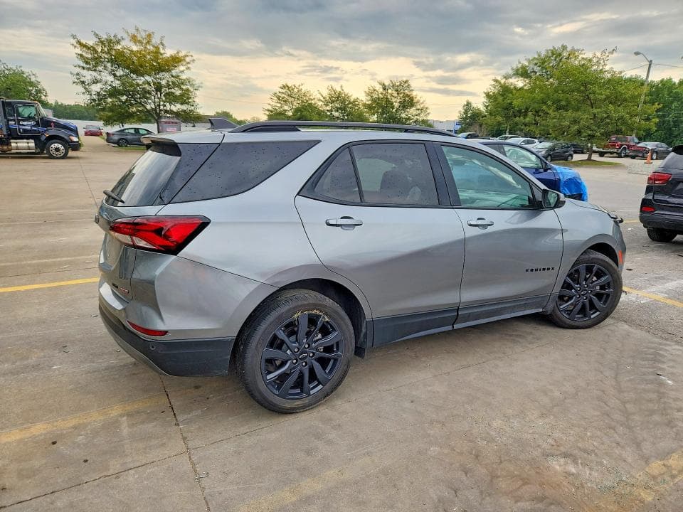 2024 CHEVROLET EQUINOX RS 3