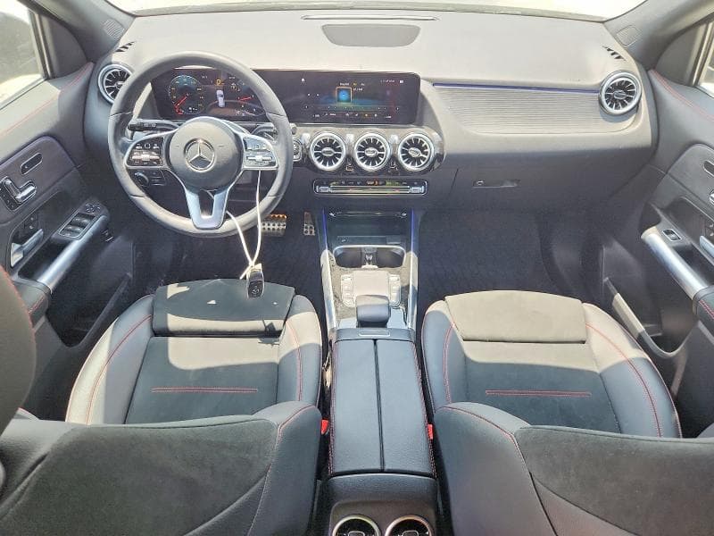 2023 MERCEDES-BENZ GLA 250 4MATIC 8