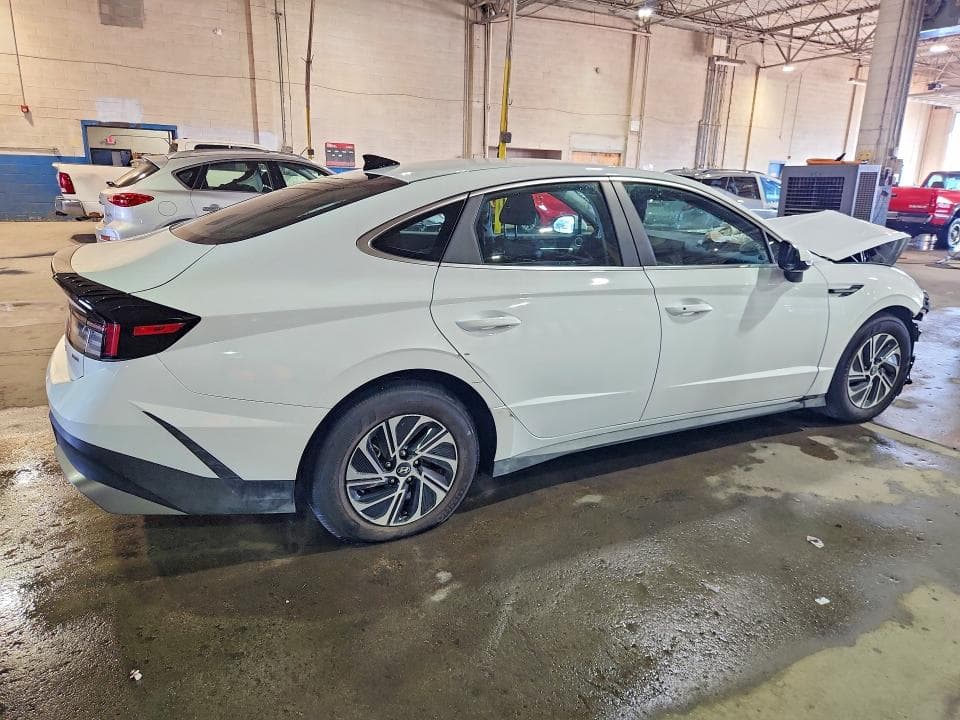 2026 HYUNDAI SONATA HYBRID BLUE 3