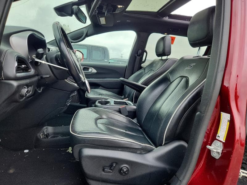2018 CHRYSLER PACIFICA LIMITED 7