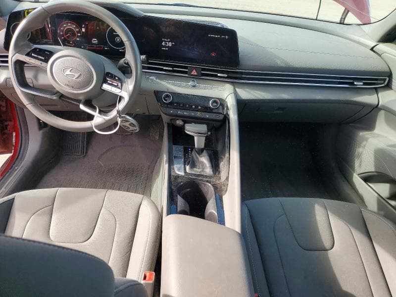 2024 HYUNDAI ELANTRA SEL 8