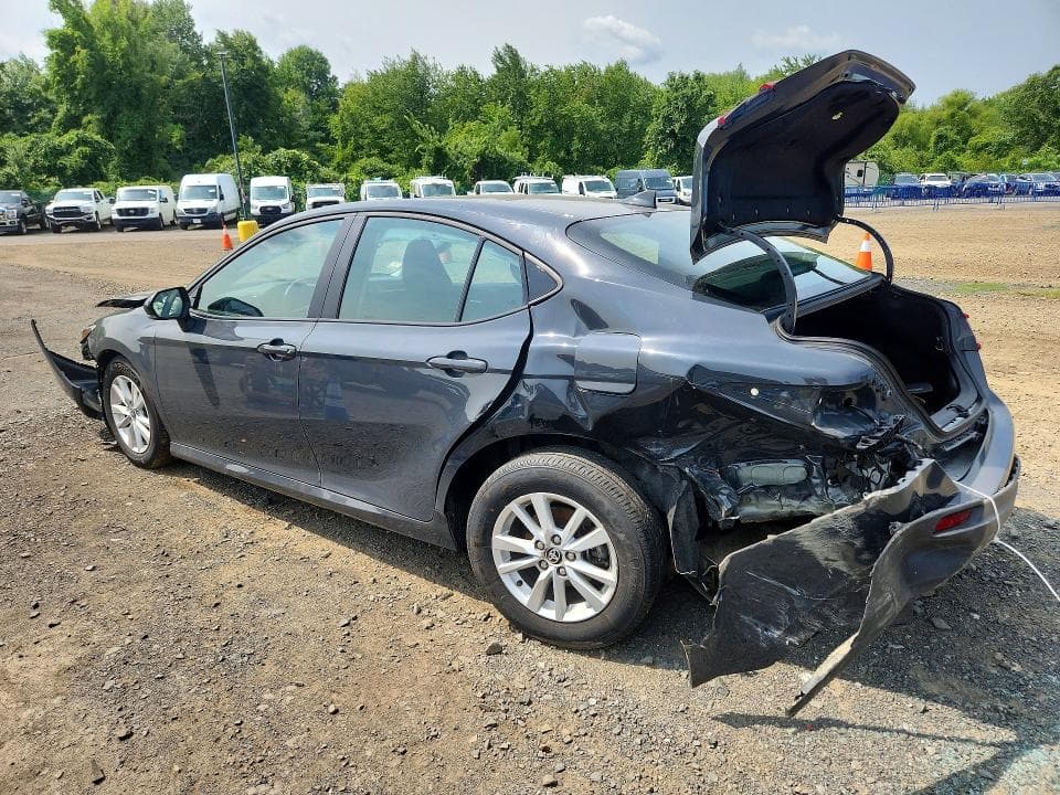 2025 TOYOTA CAMRY LE 2