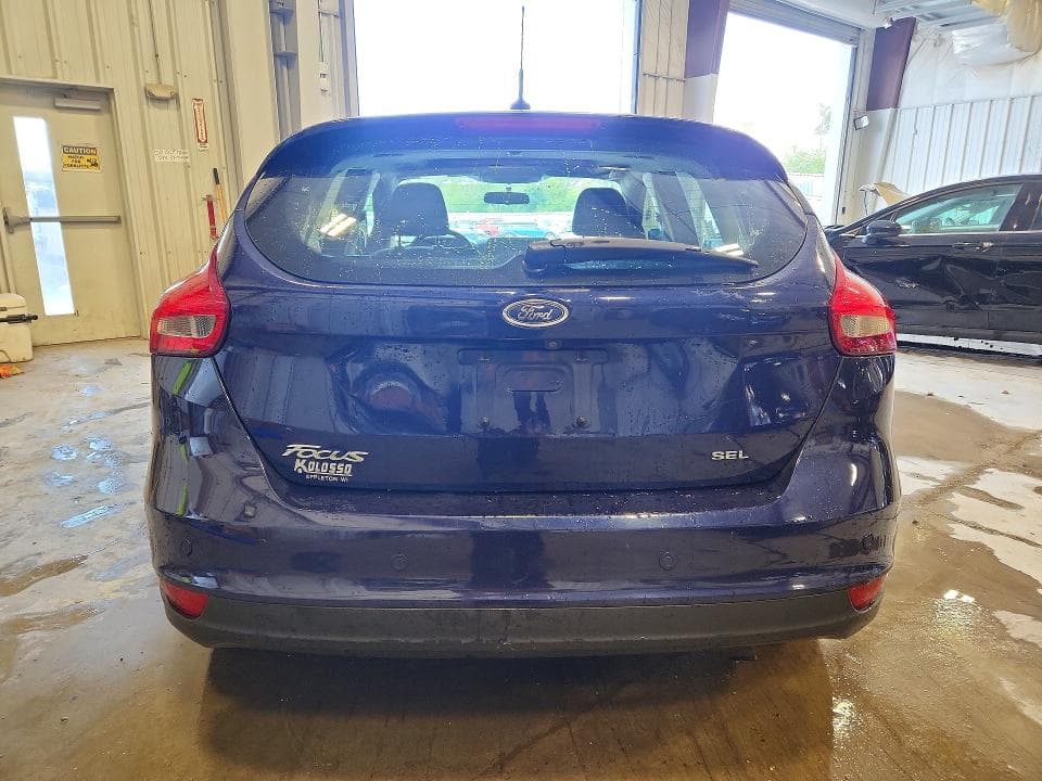 2017 FORD FOCUS SEL 6