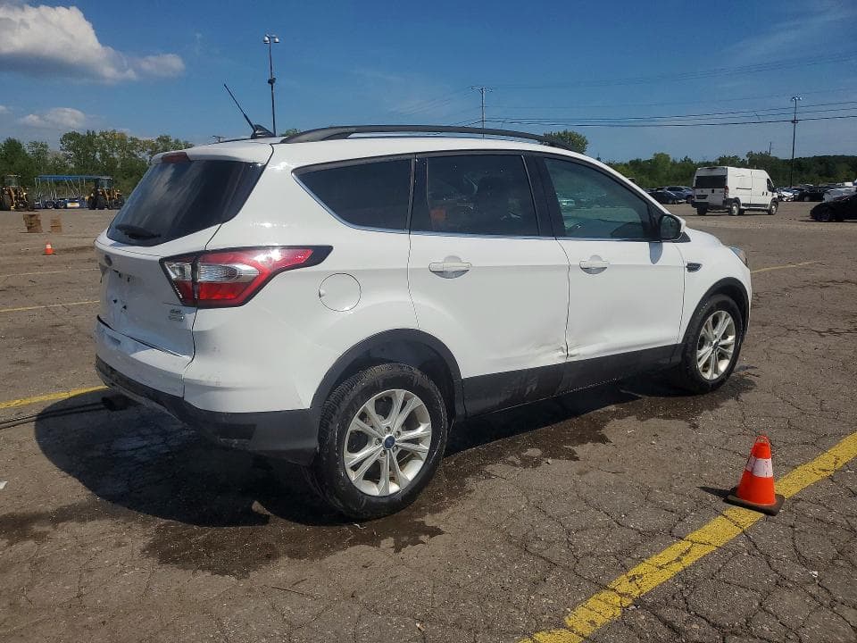 2018 FORD ESCAPE SEL 3