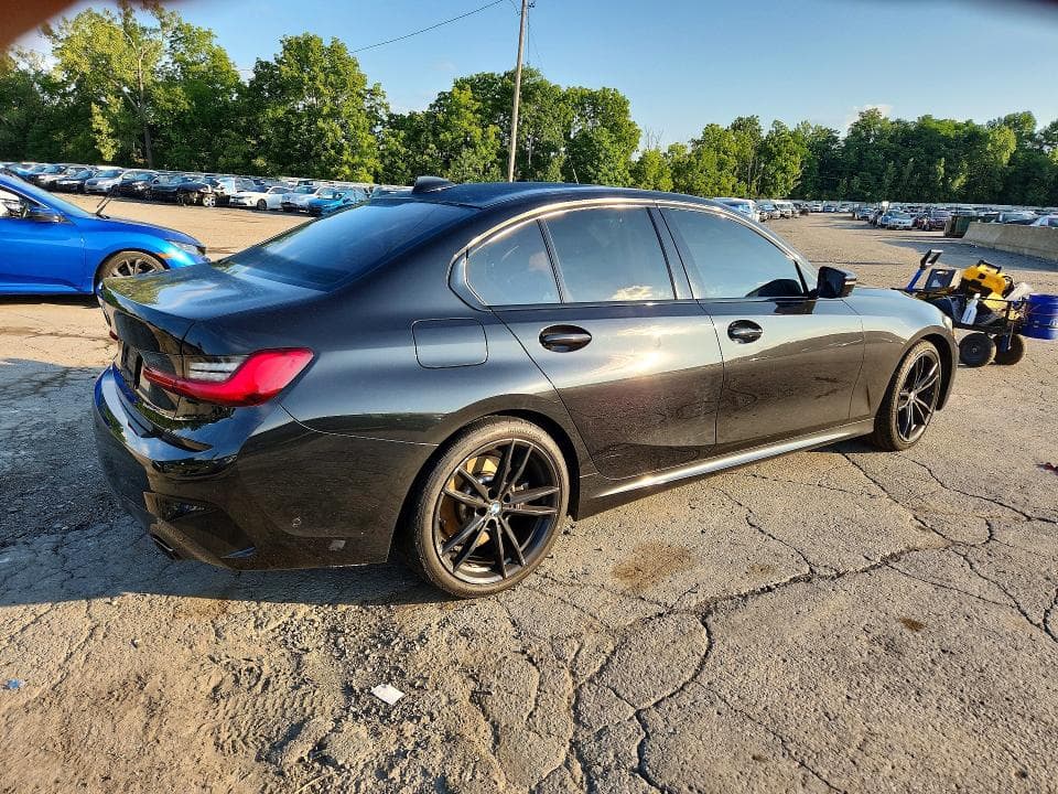 2021 BMW 330XI 3