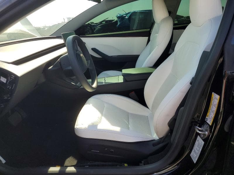 2024 TESLA MODEL 3 7
