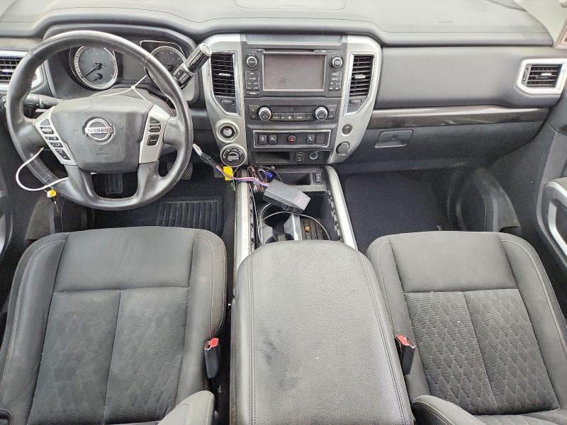 2018 NISSAN TITAN SV 8