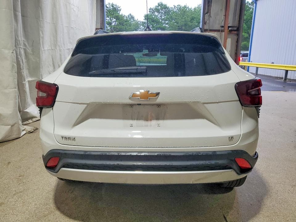 2025 CHEVROLET TRAX 1LT 6