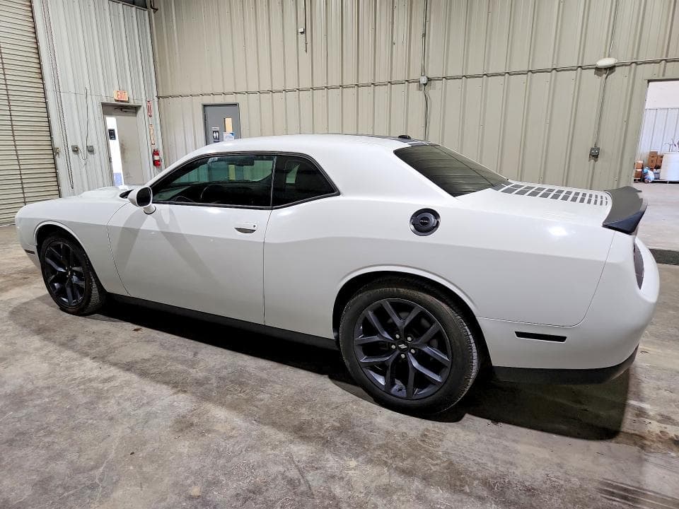 2019 DODGE CHALLENGER SXT 2