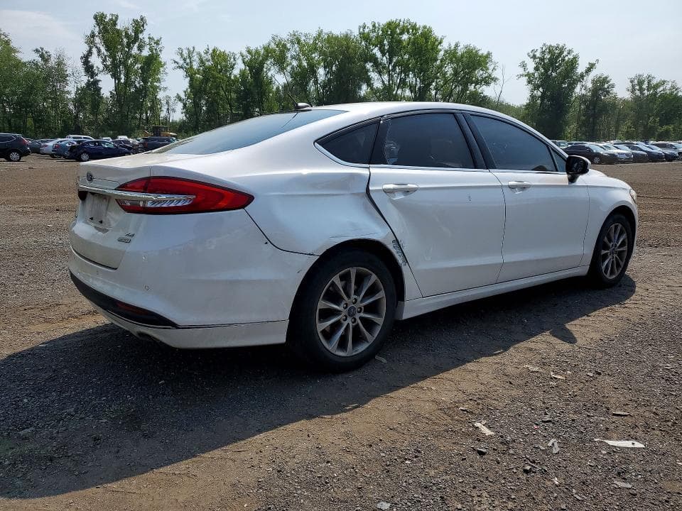 2017 FORD FUSION SE 3