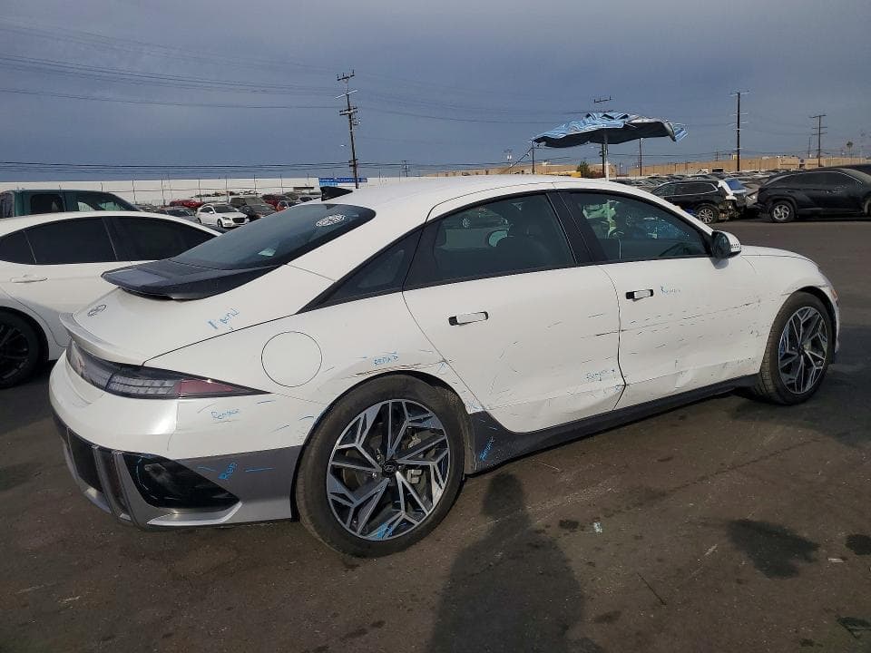 2025 HYUNDAI IONIQ 6 SEL 3