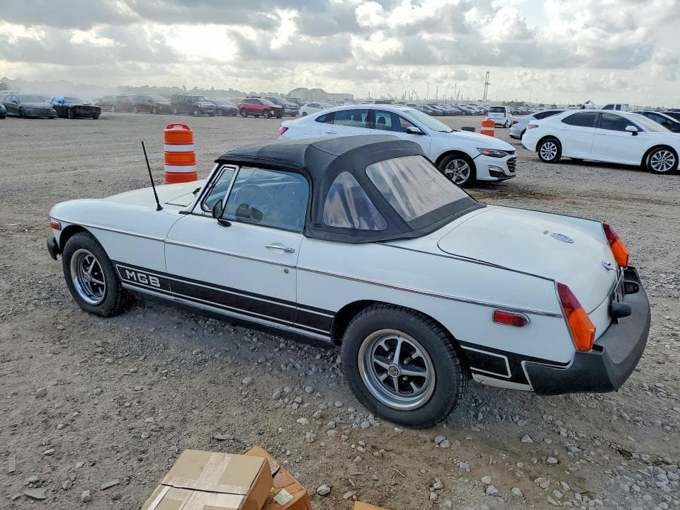 1977 MG MGB 2