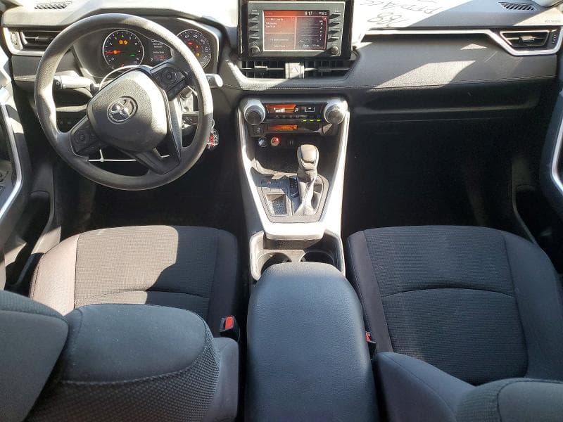2019 TOYOTA RAV4 LE 8