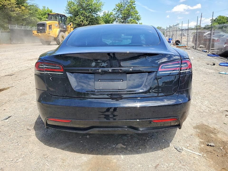 2023 TESLA MODEL S 6